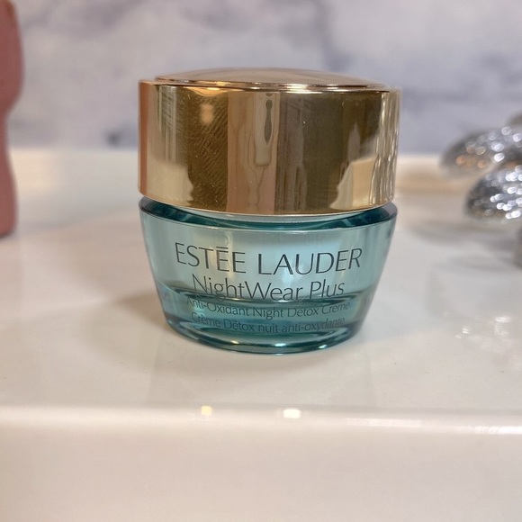 Estee Lauder NightWear Plus Anti-Oxidant Night Detox Creme, NEW -Mini 5 ml - Picture 2 of 5